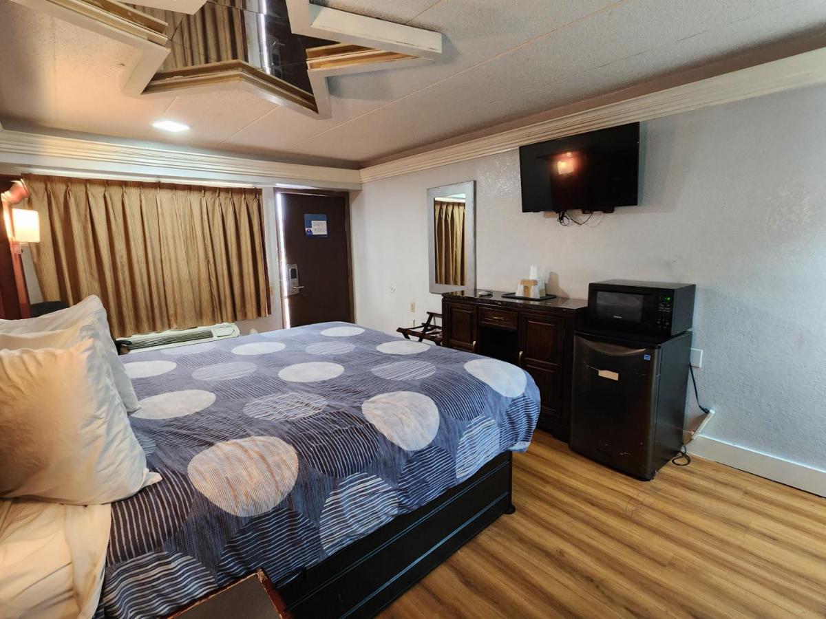 Americas Best Value Inn And Suites Літл-Рок Екстер'єр фото