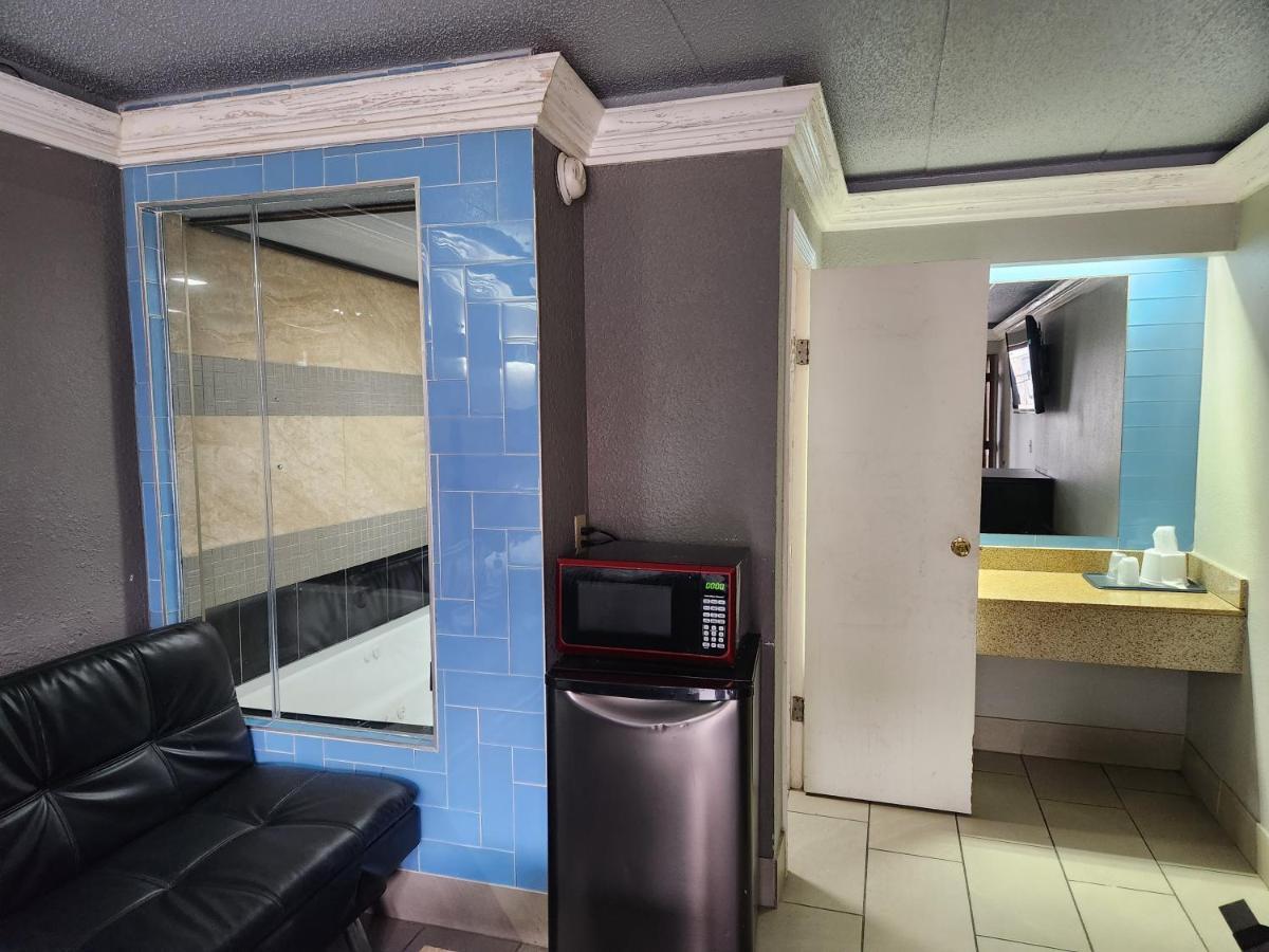 Americas Best Value Inn And Suites Літл-Рок Екстер'єр фото