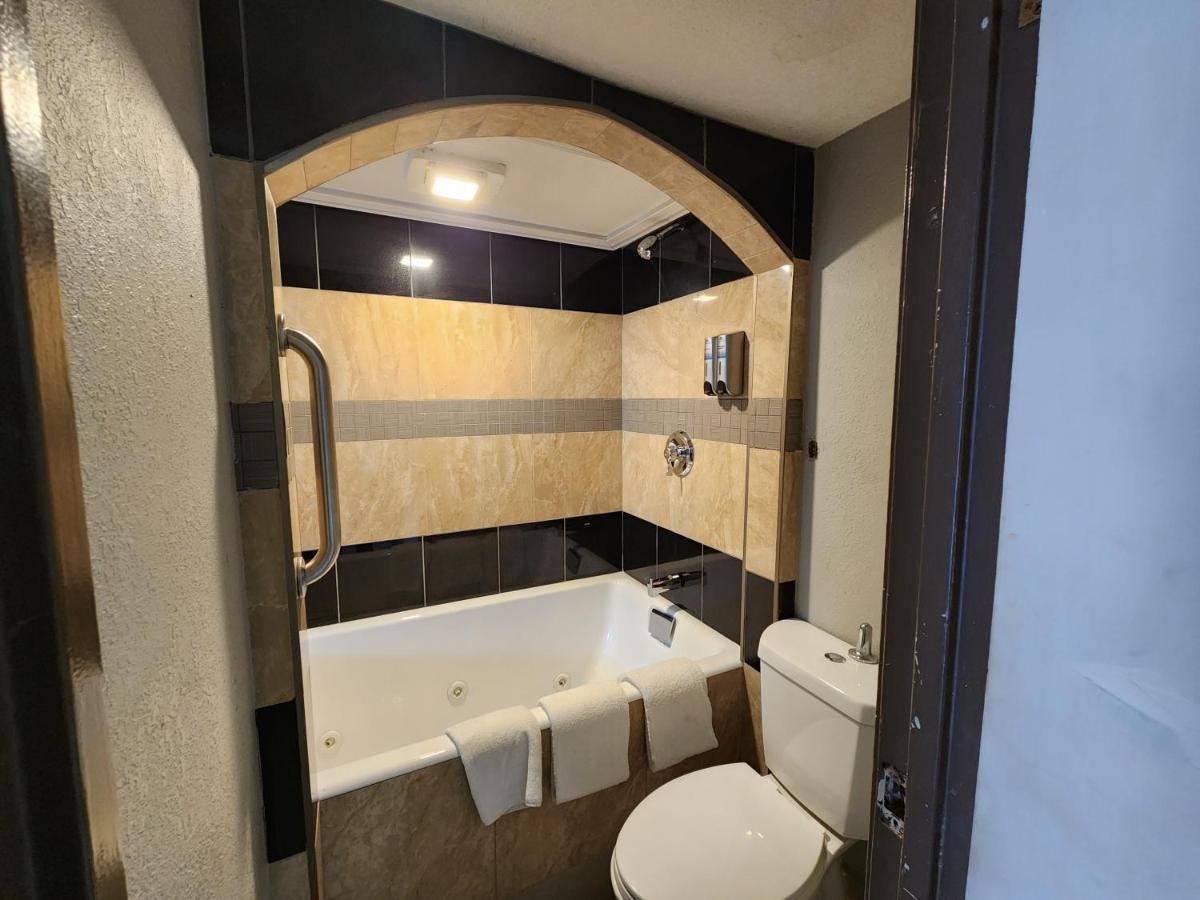 Americas Best Value Inn And Suites Літл-Рок Екстер'єр фото